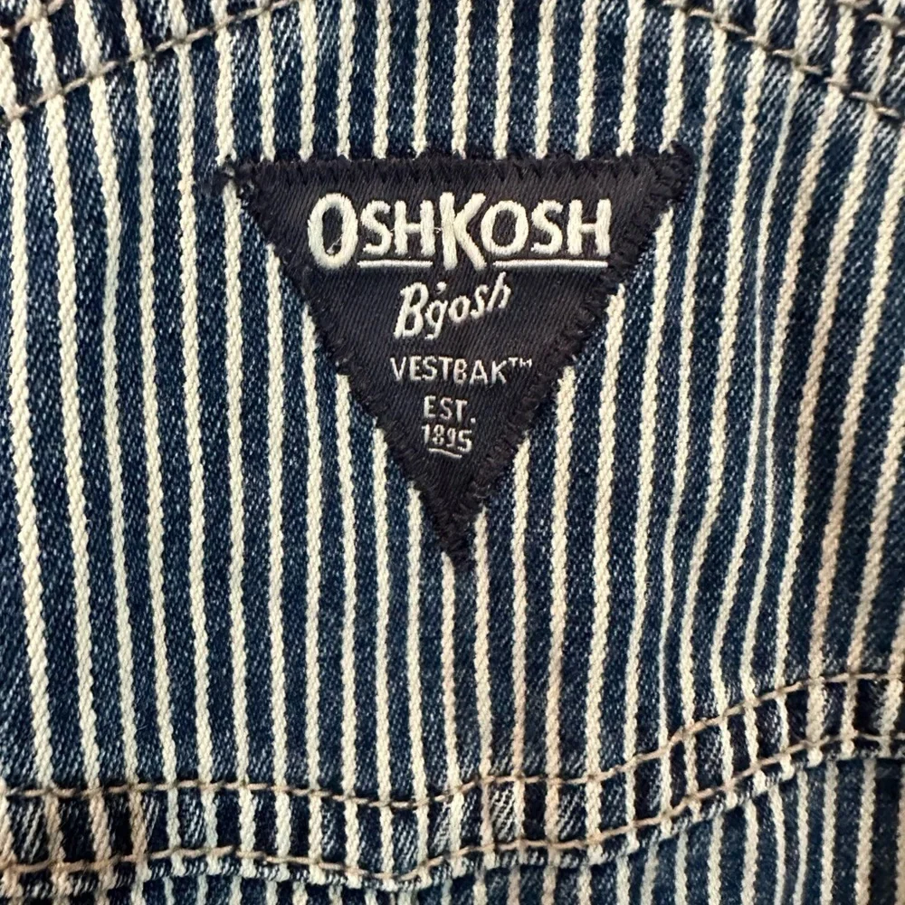 Oshkosh B gosh Overalls Sz 2T Conductor Stripe Vestbak Denim Jeans Snaps